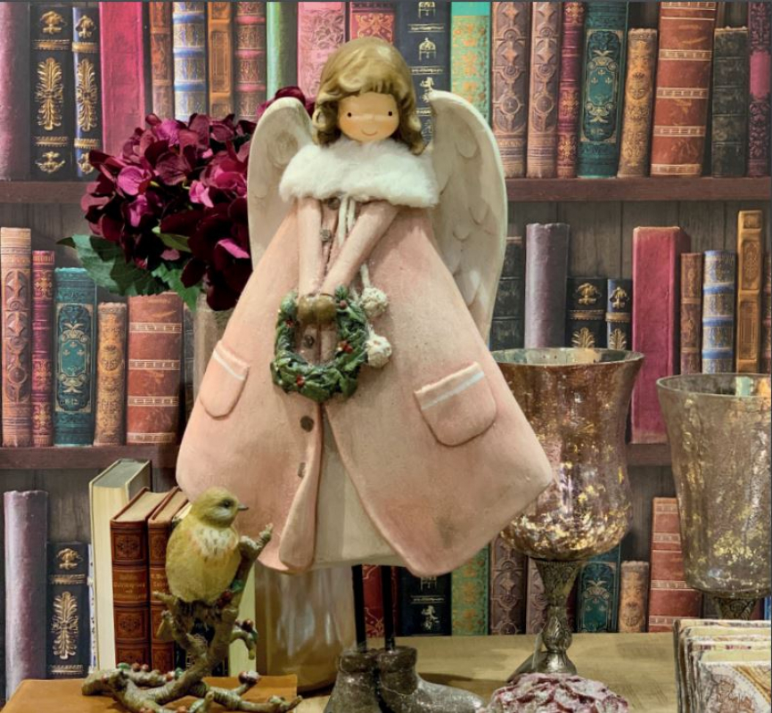 Engel Lilian mit Kranz, 56 cm